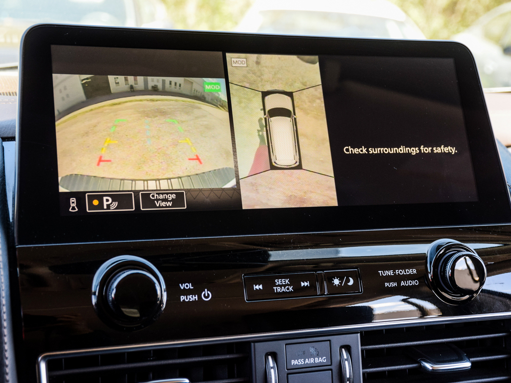 2021 Nissan Armada Platinum, Toronto, Cash