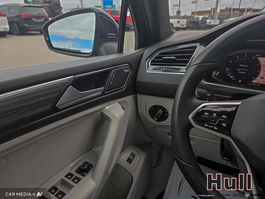 2023 Volkswagen Tiguan Highline R-Line, Toronto, Cash