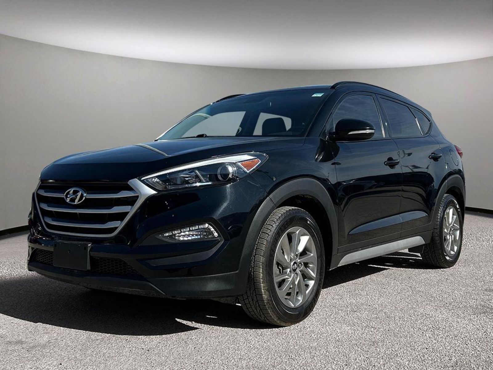 2018 Hyundai Tucson SE | Remote starter | Panoramic Sunroof | Front & 