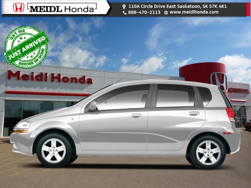 2008 Pontiac Wave BASE 
