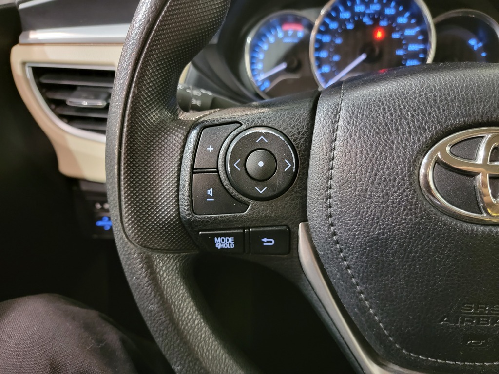 Toyota Corolla 2015