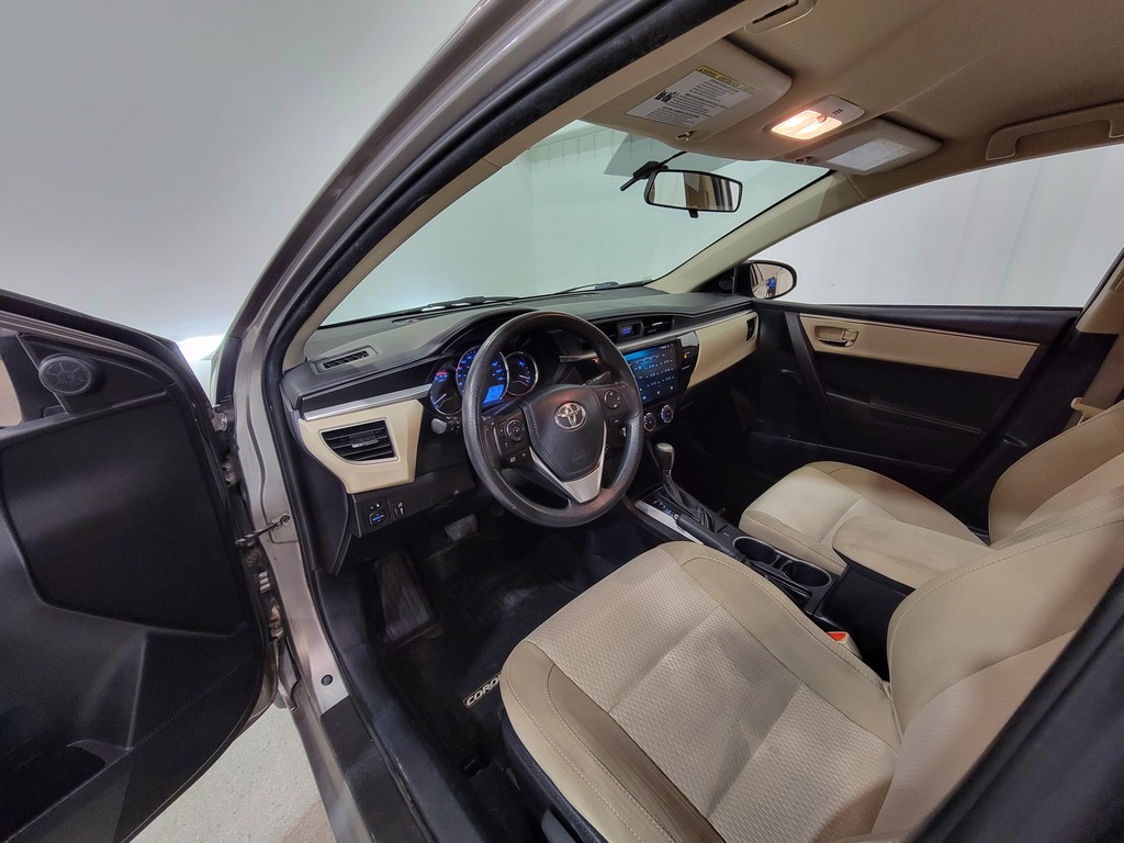 Toyota Corolla 2015