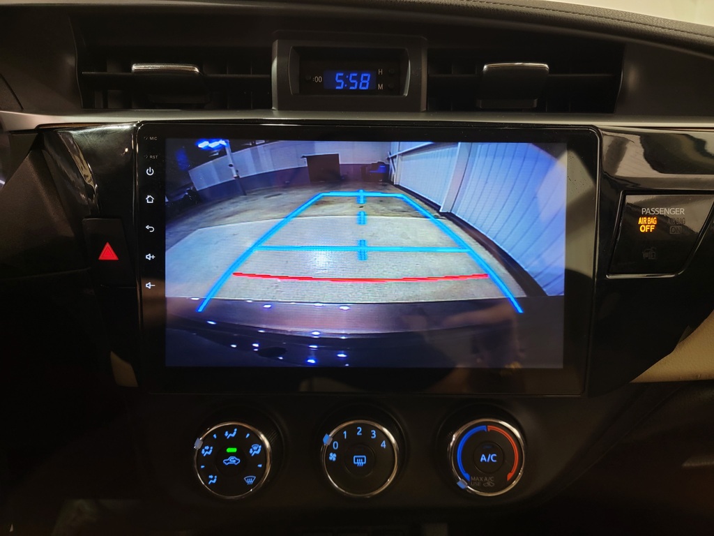 Toyota Corolla 2015
