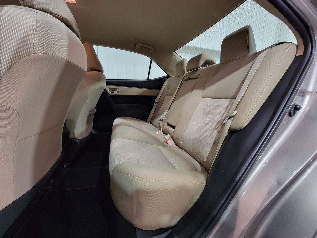Toyota Corolla 2015