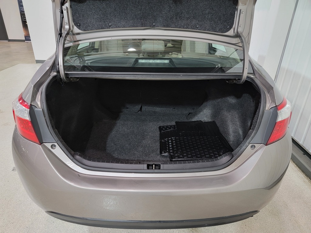 Toyota Corolla 2015