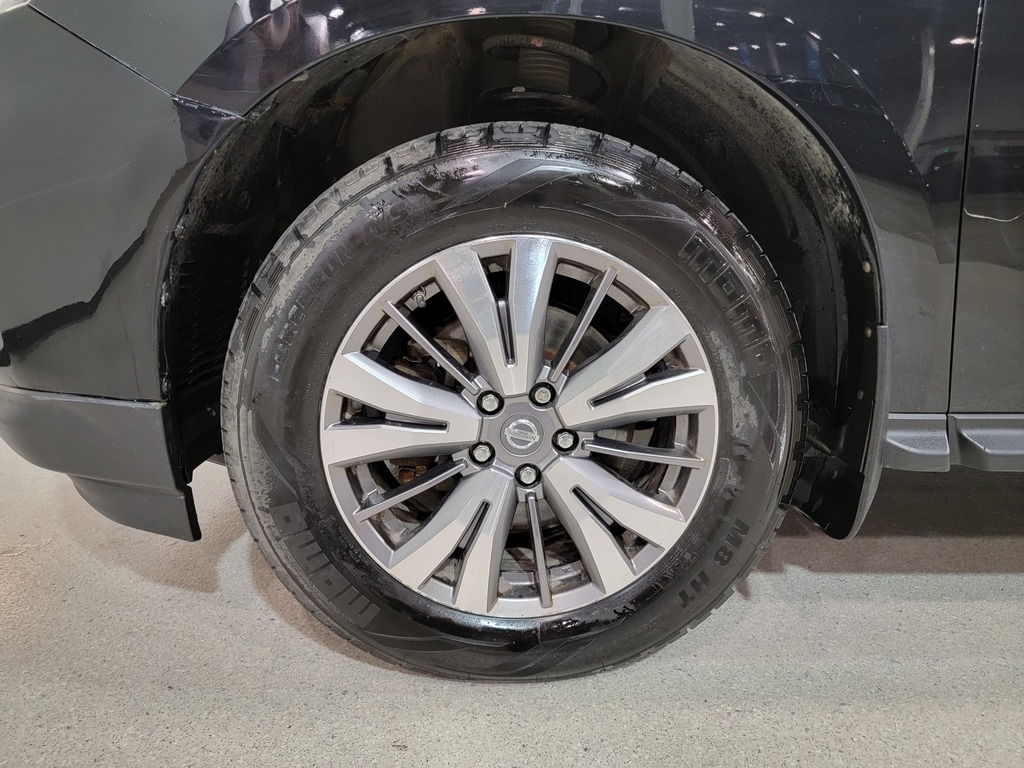 Nissan Pathfinder 2018