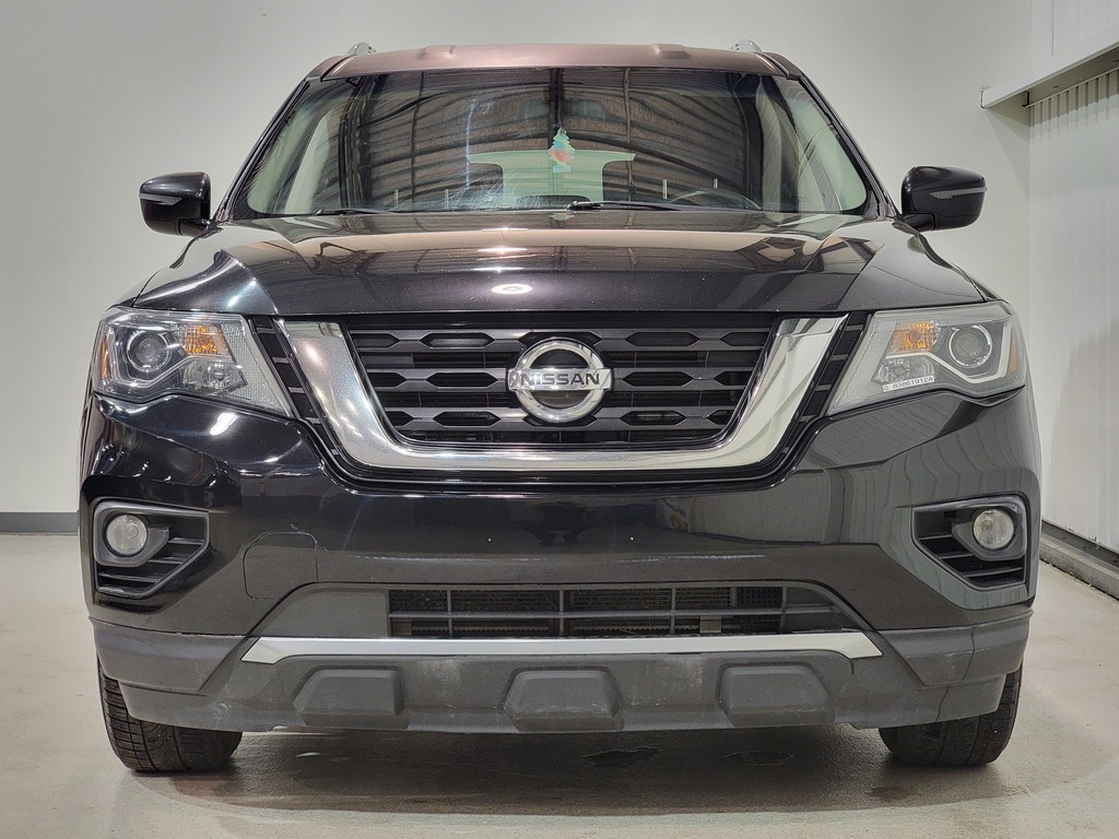 Nissan Pathfinder 2018