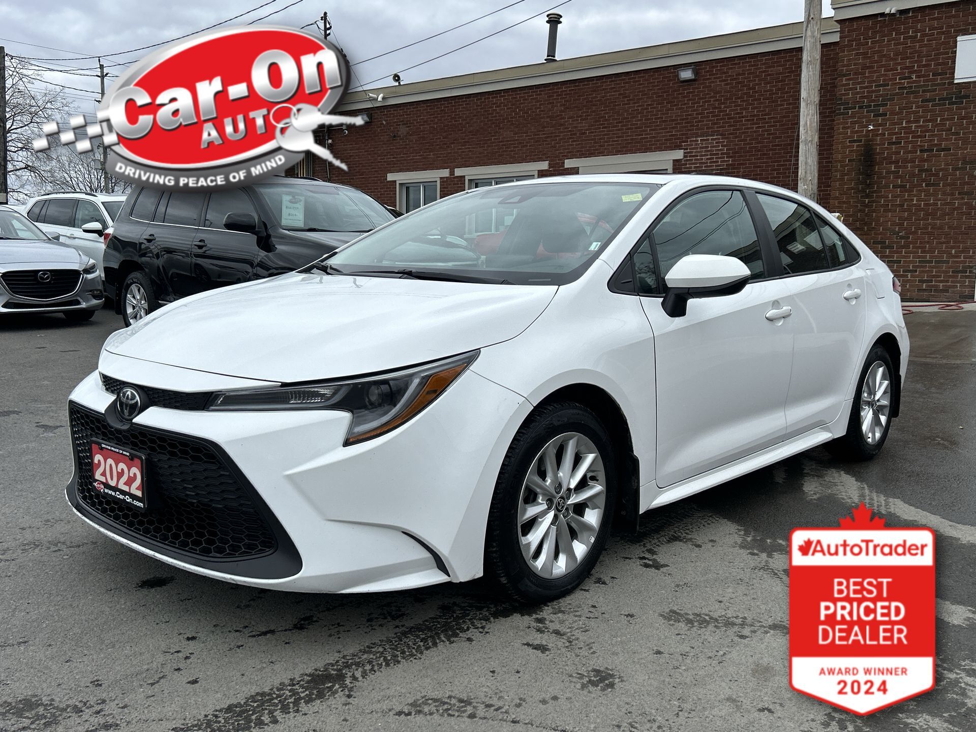 2022 Toyota Corolla LE UPGRADE| SUNROOF| HTD SEATS| CARPLAY| ALLOYS