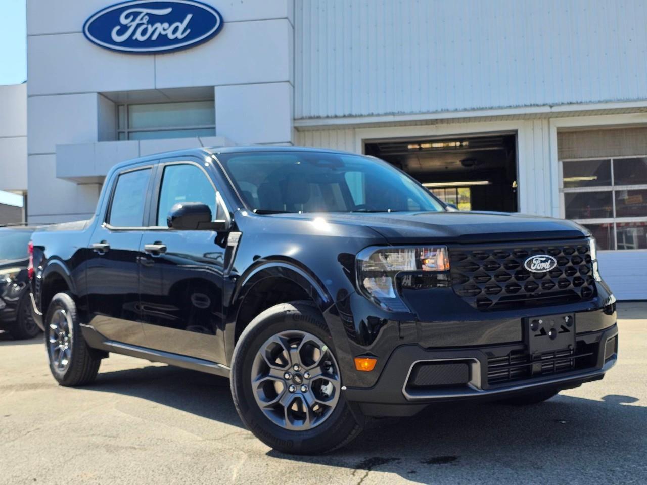 2025 Ford Maverick XLT *Power seats, Heated seats/Steering wheel*