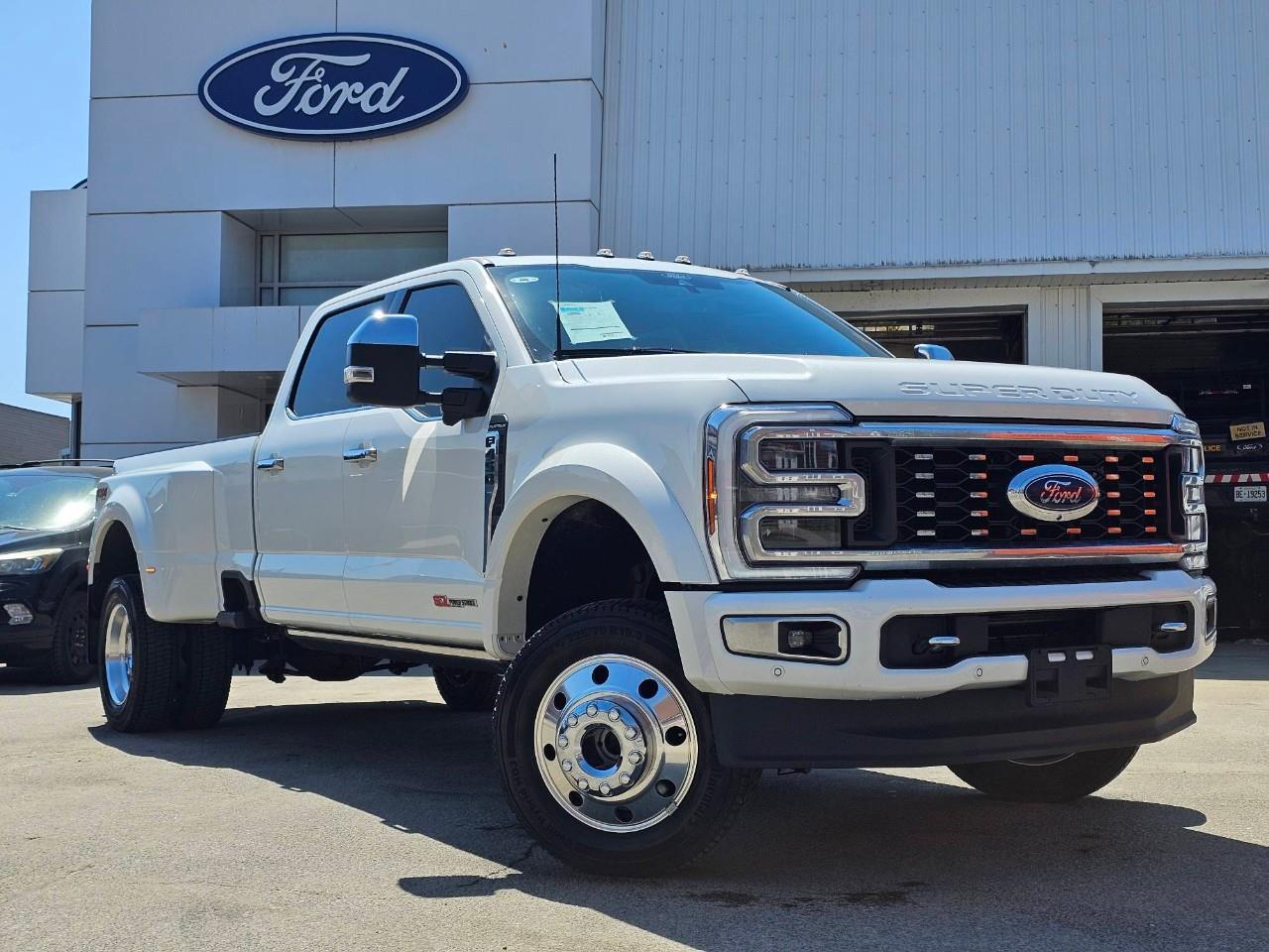 2024 Ford F-450 *Alloy wheels, Power windows + Car play*