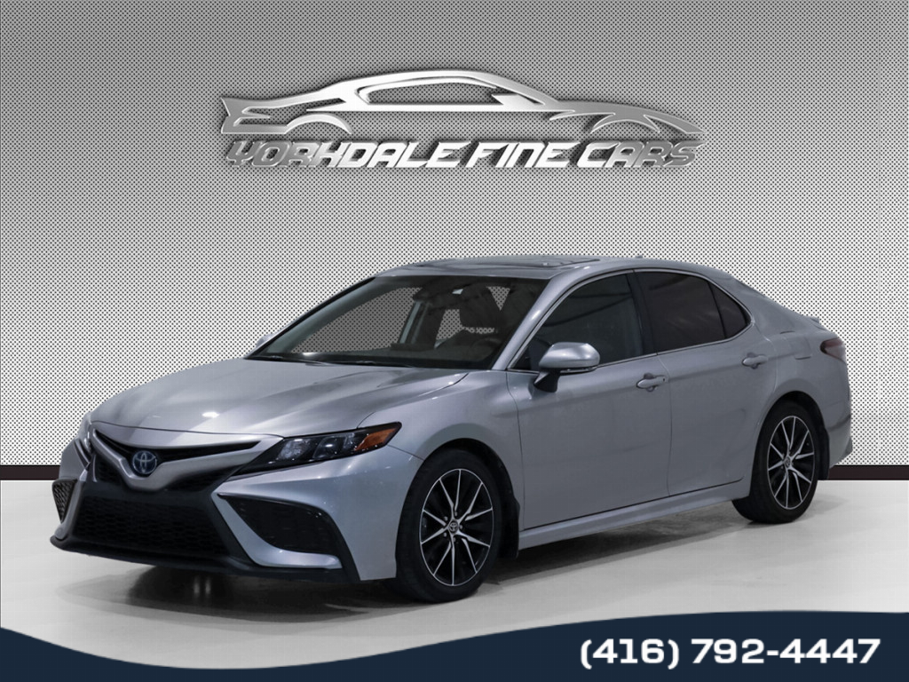 2022 Toyota Camry Hybrid SE / Leather Int / Apple CarPlay / Sunroof / Lane 