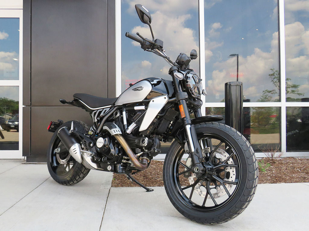 2023 Ducati Scrambler Icon Thrilling Black 