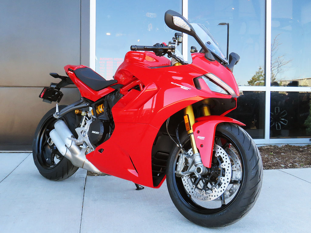 2024 Ducati Supersport 950 S Red 
