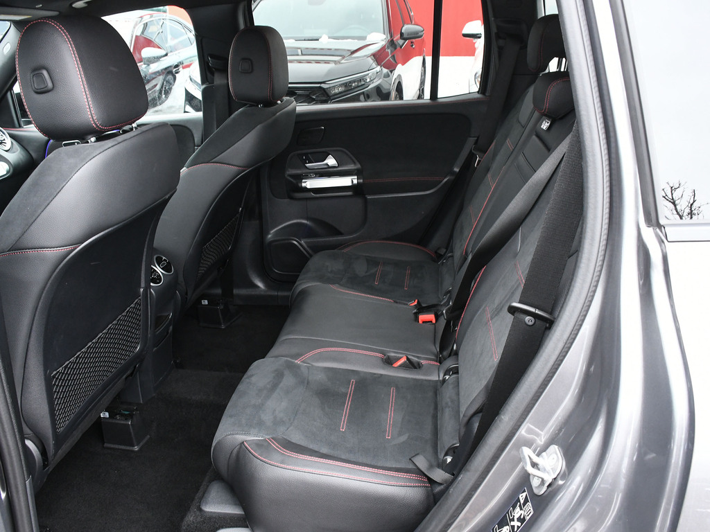 2024 Mercedes-Benz GLB 250 4MATIC, Toronto, Cash