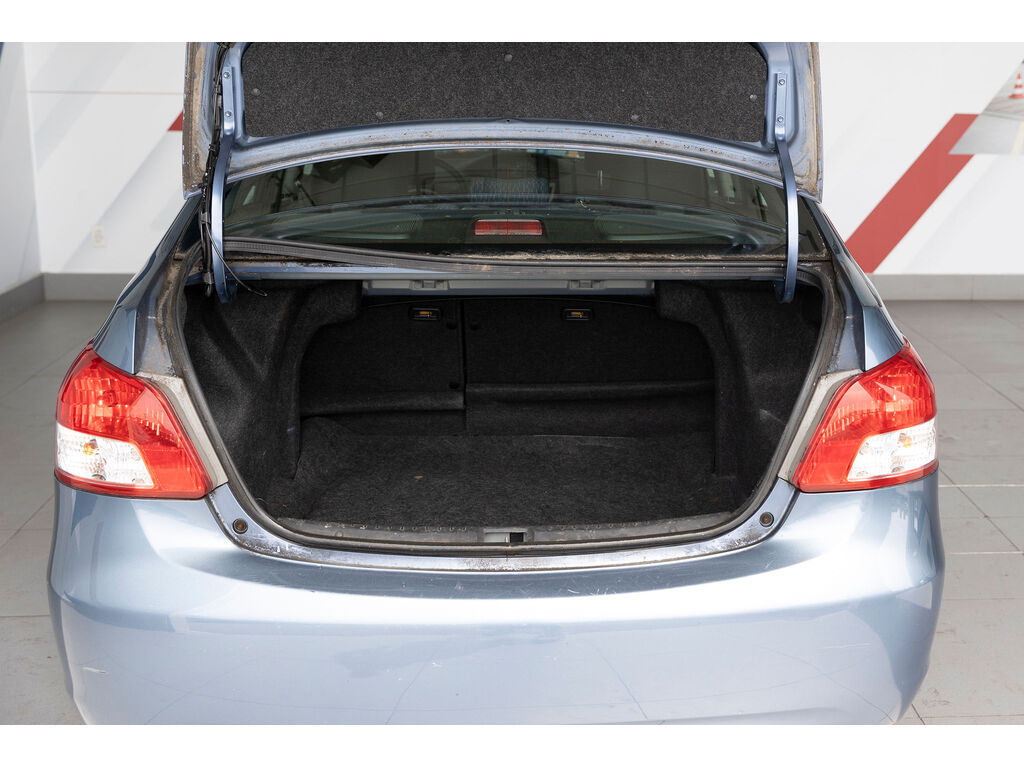 2012 Toyota Yaris , Vancouver, Cash
