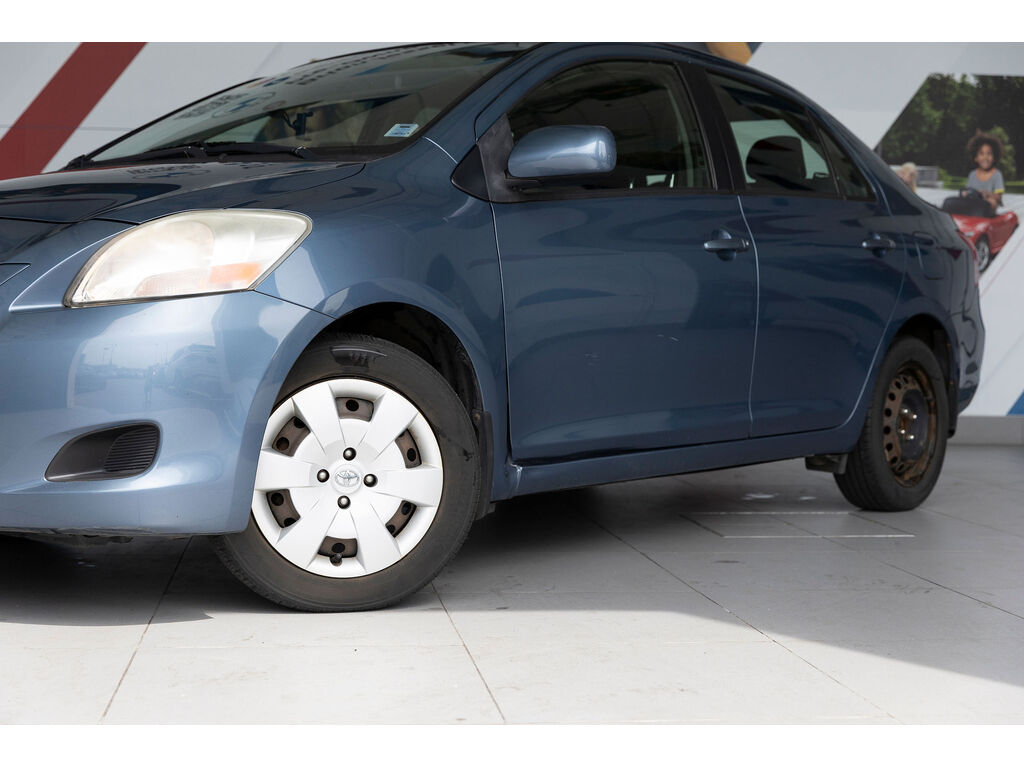 2012 Toyota Yaris , Vancouver, Cash