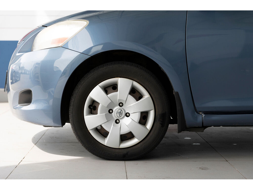 2012 Toyota Yaris , Vancouver, Cash