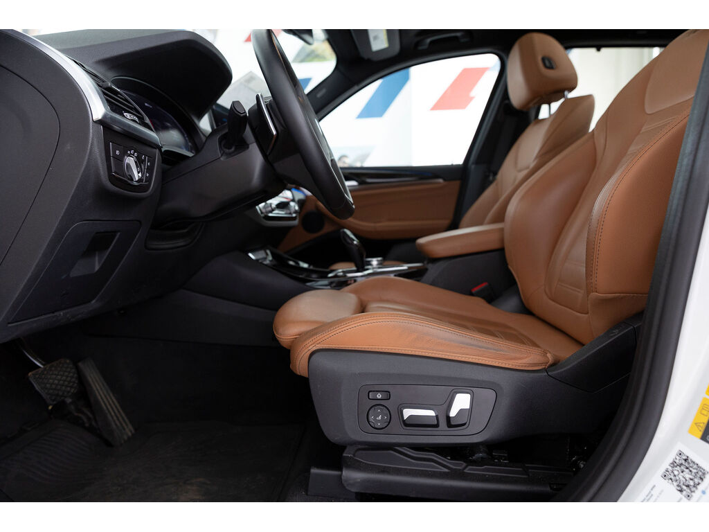 2021 BMW X3 PHEV xDrive30e, Vancouver, Cash