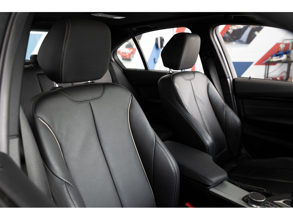 2018 BMW 330i xDrive, Vancouver, Cash