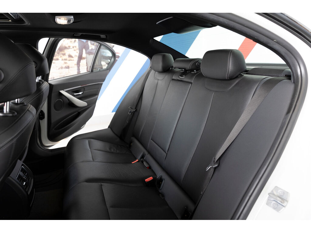 2018 BMW 330i xDrive, Vancouver, Cash
