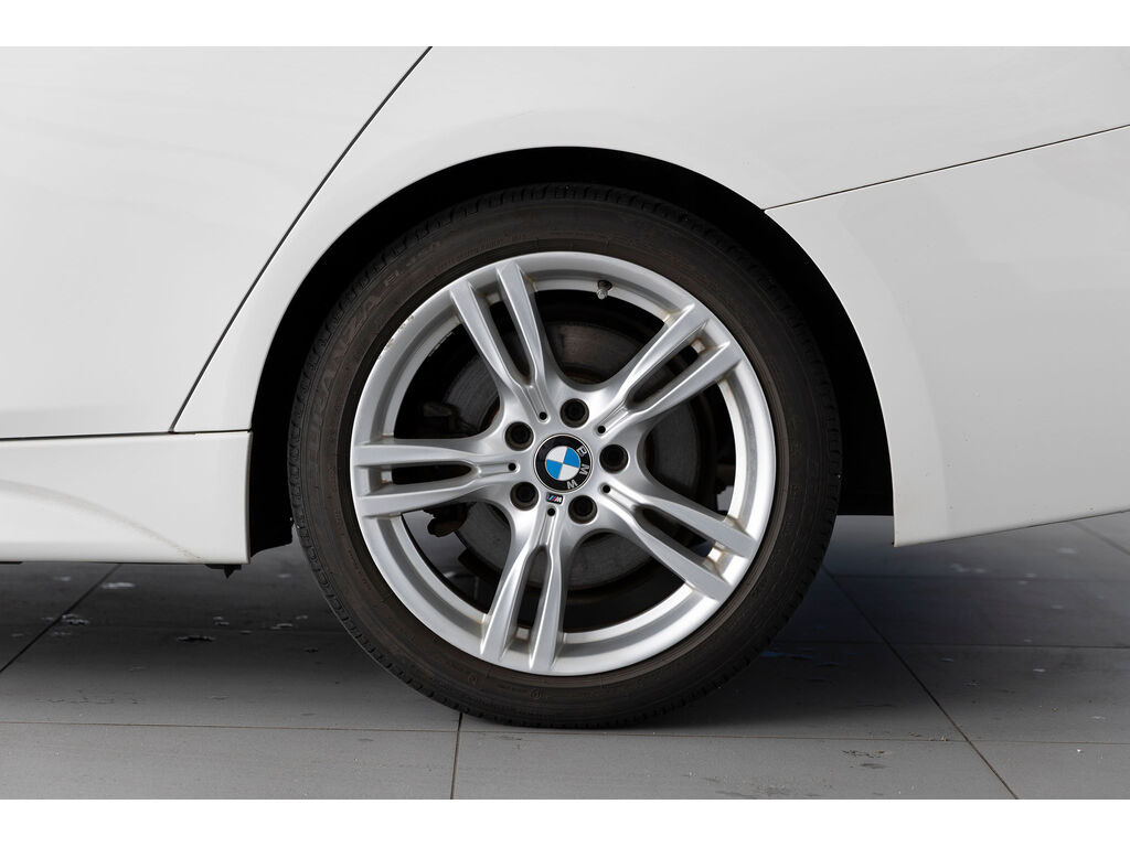 2018 BMW 330i xDrive, Vancouver, Cash