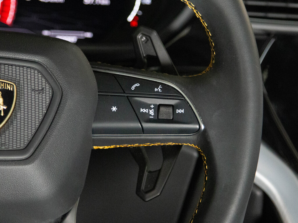 2021 Lamborghini Urus V8   641 HP   MASSAGE   HUD   22 IN WHEELS, Toronto, Cash