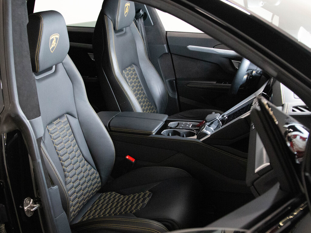 2021 Lamborghini Urus V8   641 HP   MASSAGE   HUD   22 IN WHEELS, Toronto, Cash