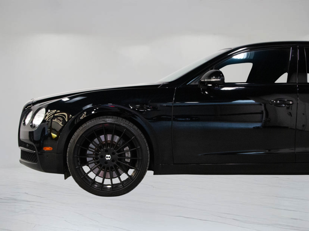 2014 Bentley Flying Spur W12   REAR ENTERTAINMENT   22 IN WHEELS, Toronto, Cash