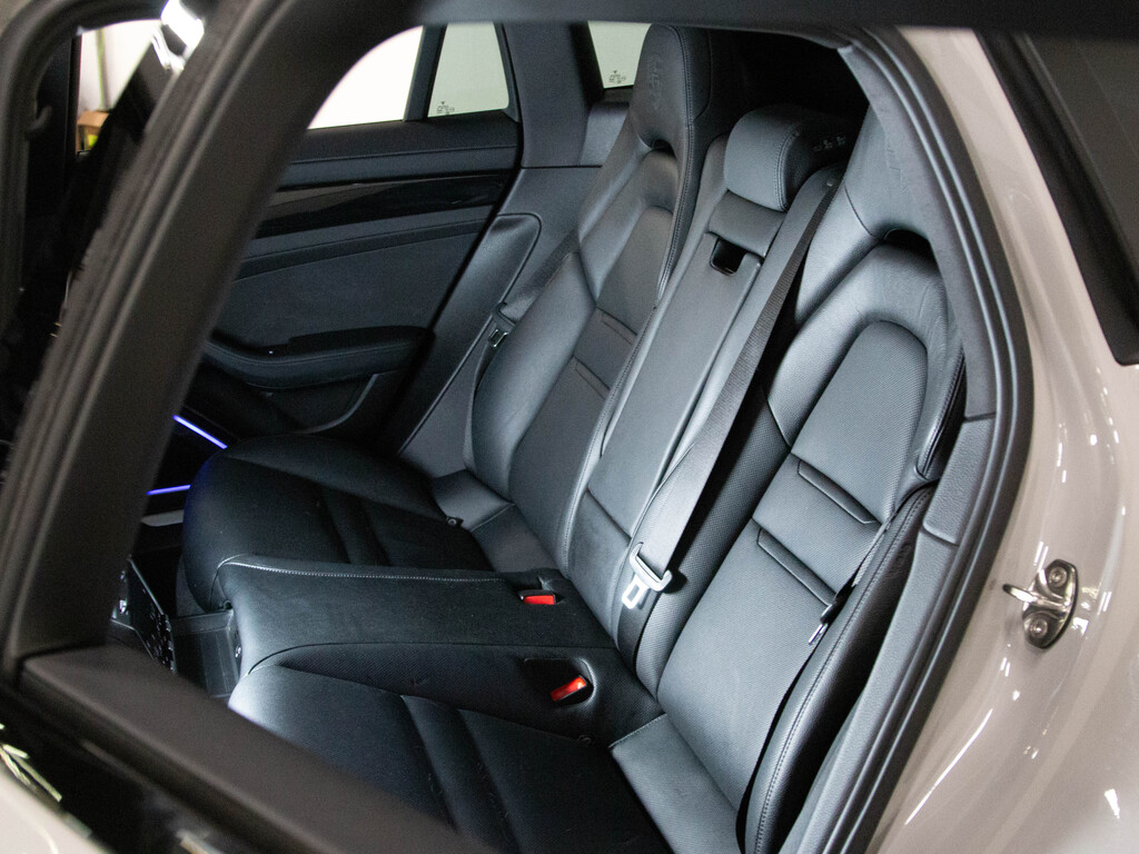 2022 Porsche Panamera Sport Turismo 4, Toronto, Cash