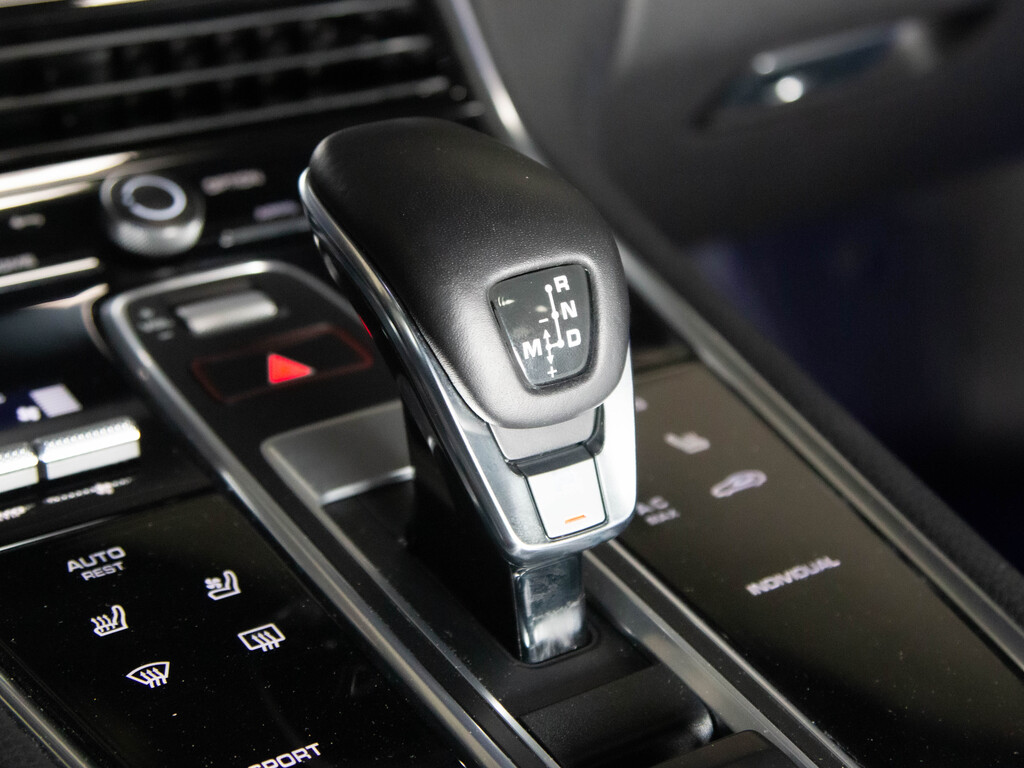 2022 Porsche Panamera Sport Turismo 4, Toronto, Cash