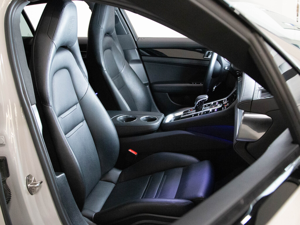 2022 Porsche Panamera Sport Turismo 4, Toronto, Cash