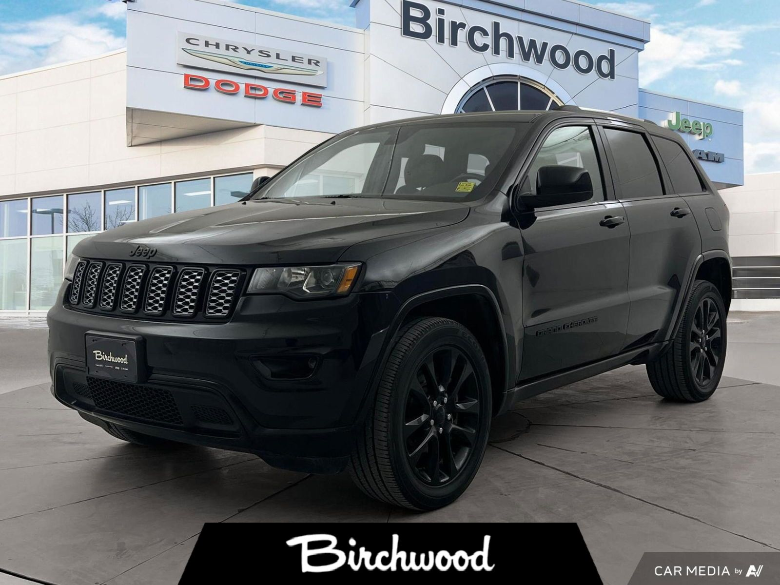 2021 Jeep Grand Cherokee Altitude | Local | 20 Black Wheels | New Brakes |