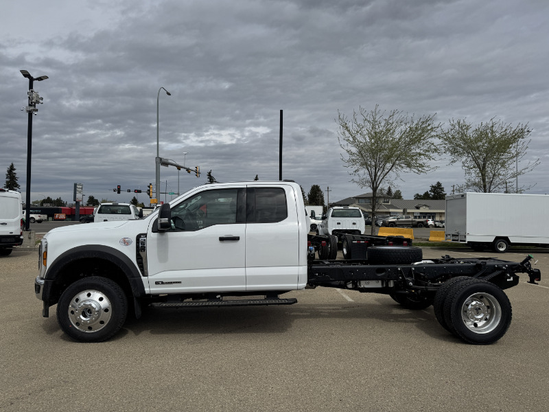 2025 Ford F-550 XLT