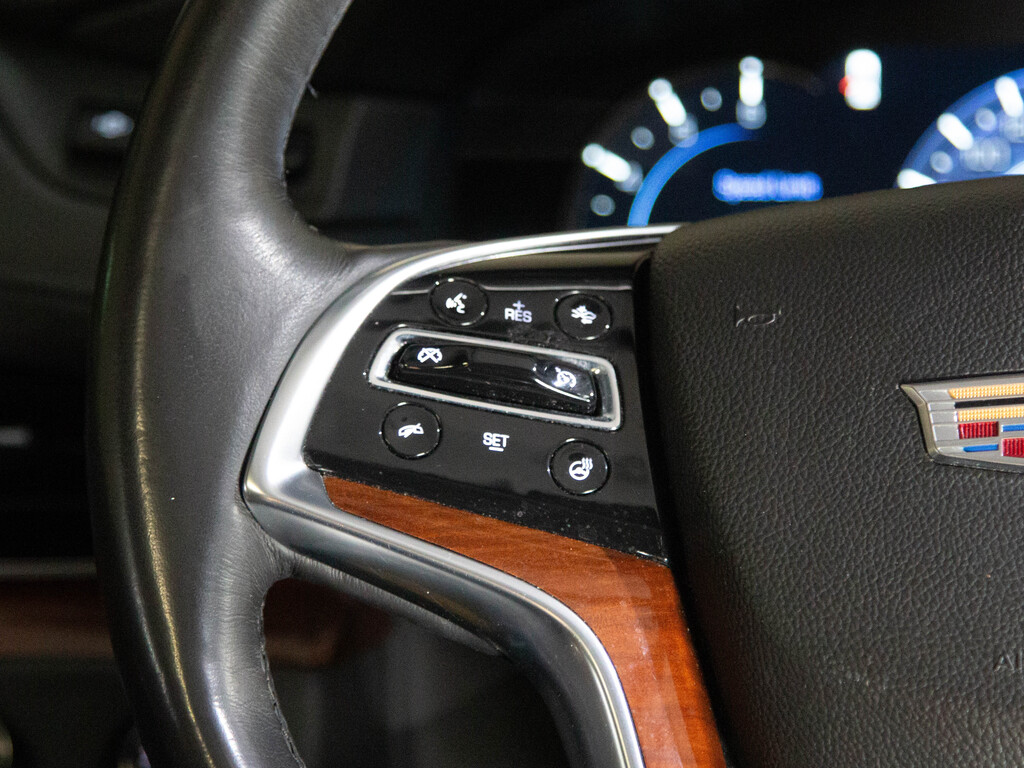 2018 Cadillac Escalade ESV Premium Luxury, Toronto, Cash