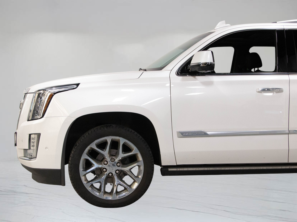 2018 Cadillac Escalade ESV Premium Luxury, Toronto, Cash