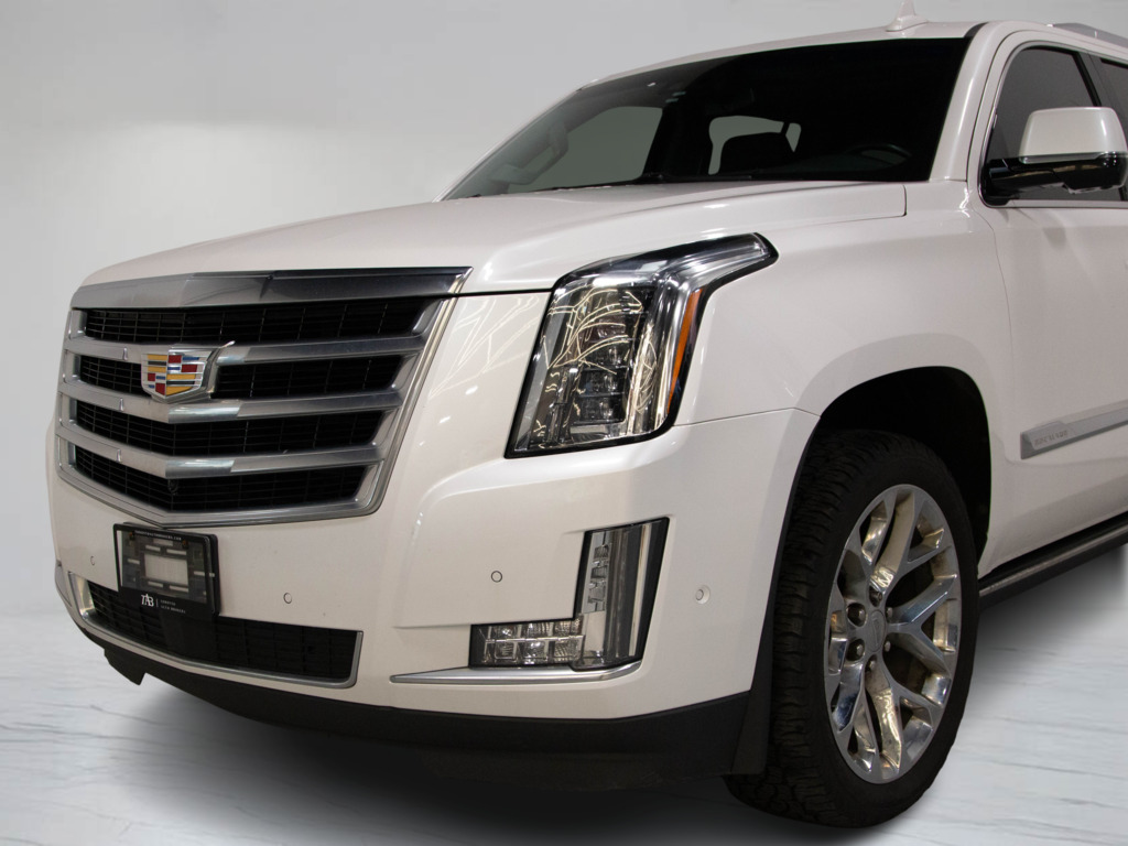 2018 Cadillac Escalade ESV Premium Luxury, Toronto, Cash
