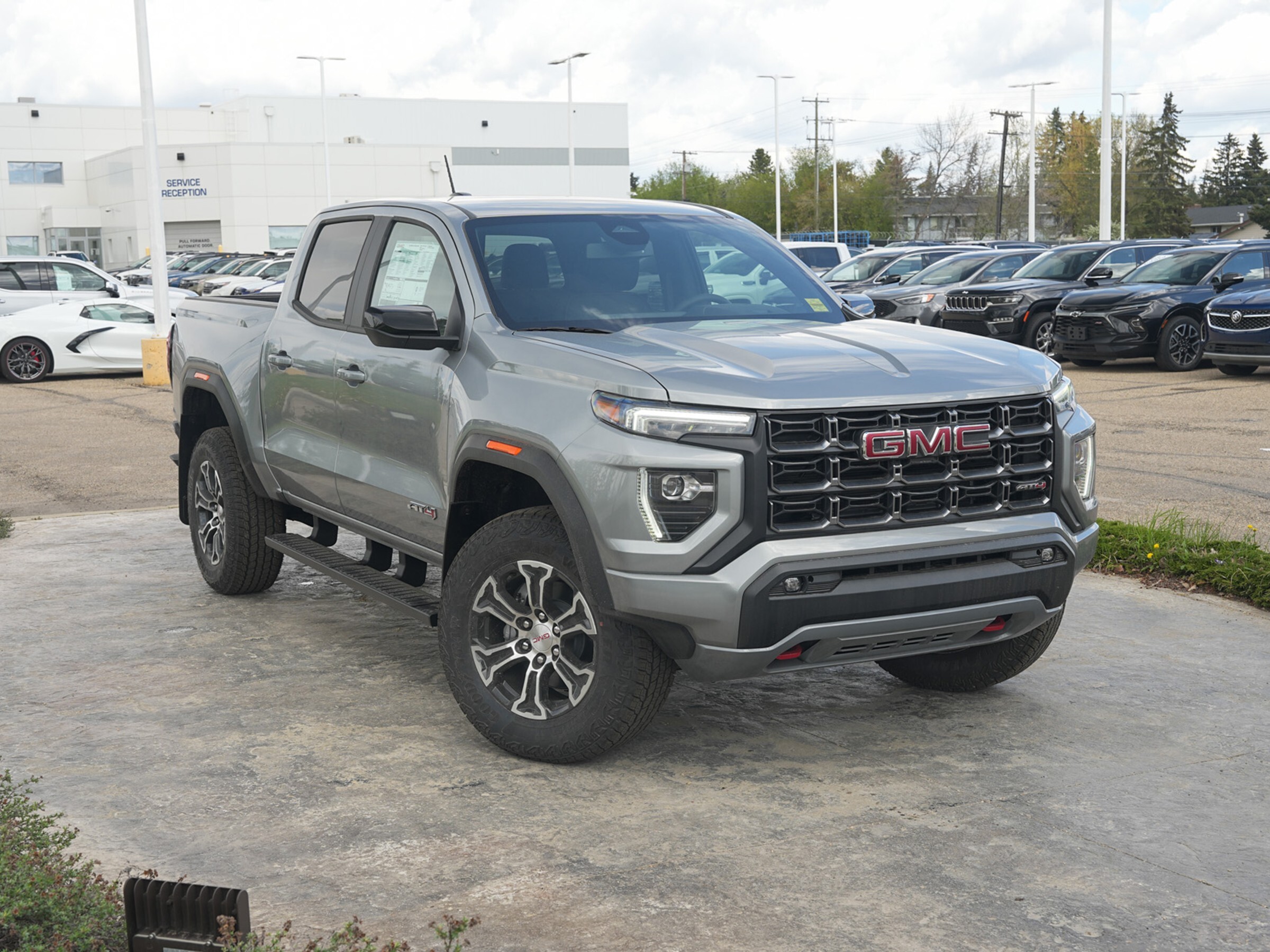 2025 GMC Canyon AT4