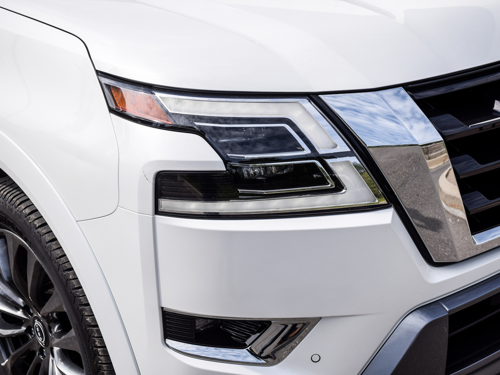 2024 Nissan Armada Platinum, Toronto, Cash
