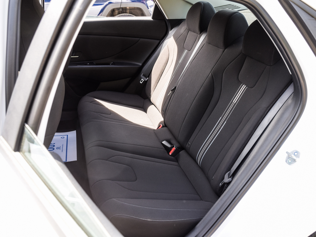 2023 Hyundai Elantra Preferred IVT, Toronto, Cash