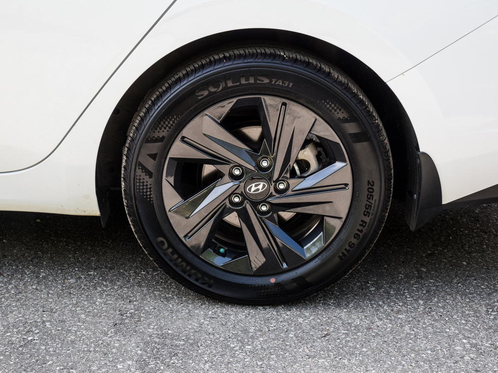 2023 Hyundai Elantra Preferred IVT, Toronto, Cash