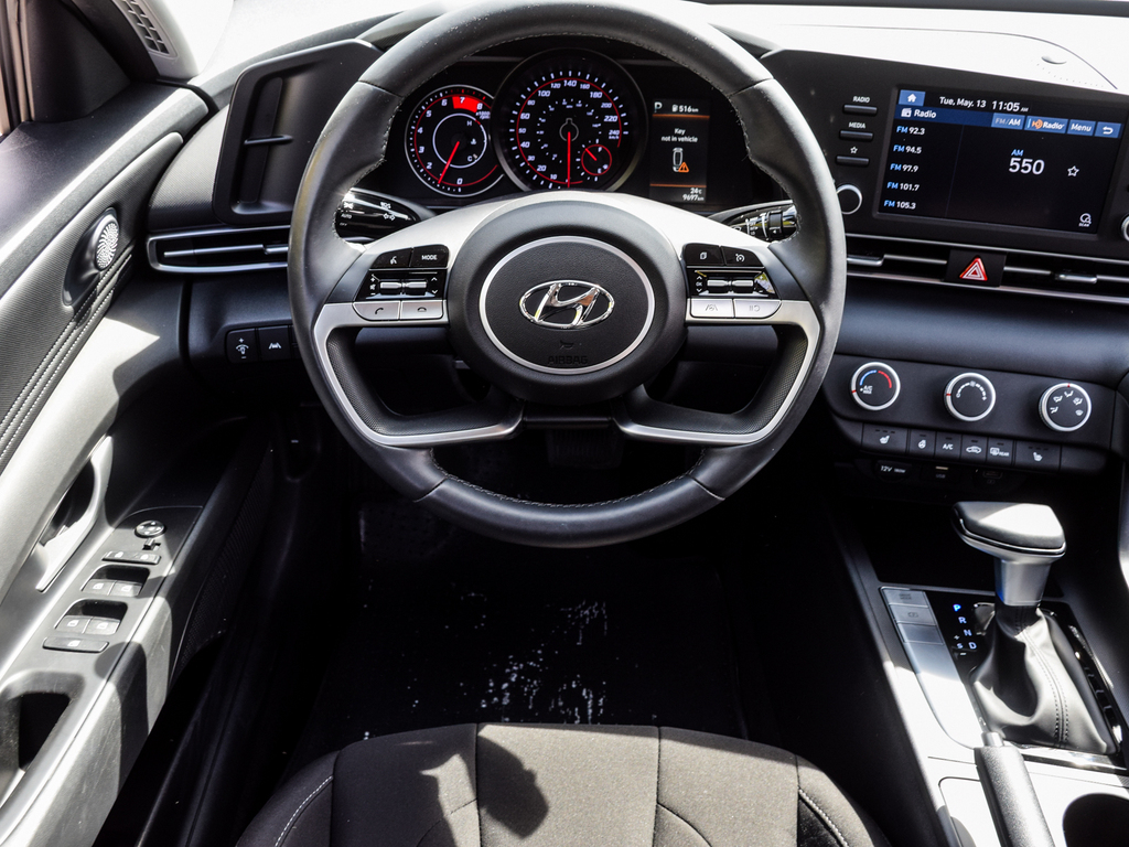 2023 Hyundai Elantra Preferred IVT, Toronto, Cash