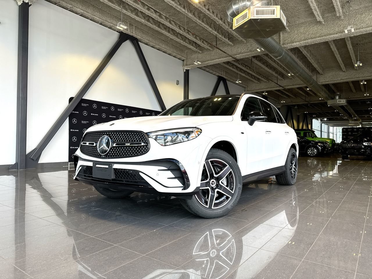 2025 Mercedes-Benz GLC Plug-in Hybrid 350e 4MATIC EXCLUSIVE TRIM | AMG NIGHT PKG | DRIVE