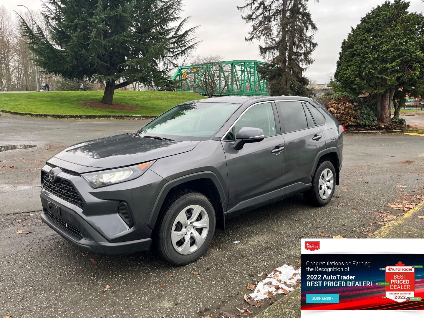 2022 Toyota RAV4 LE AWD