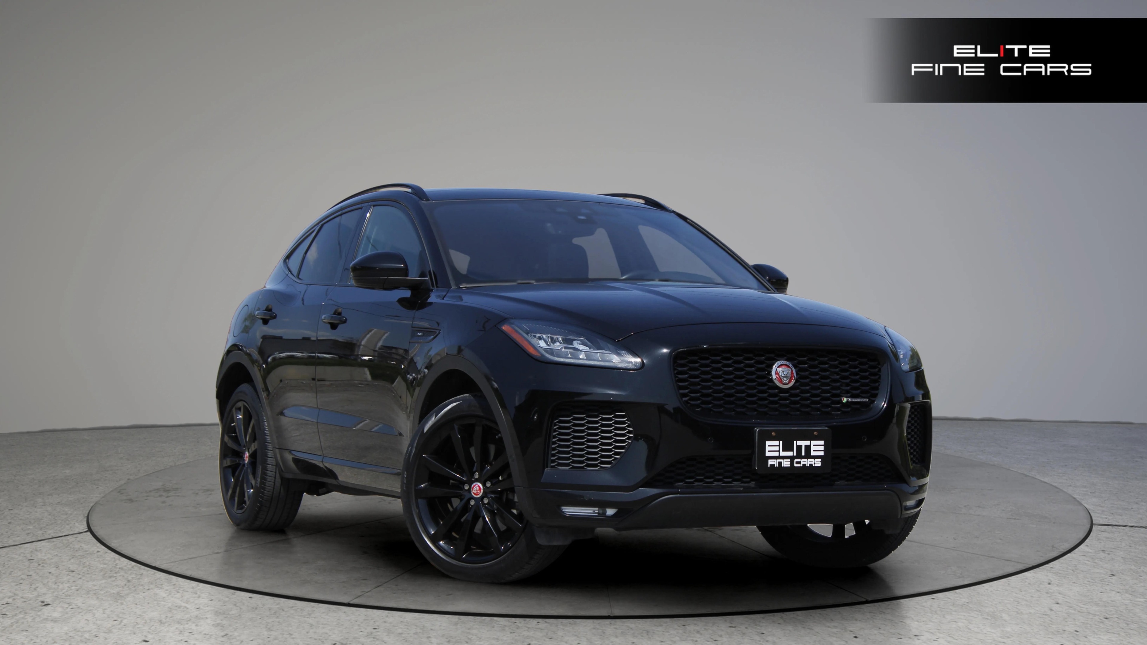 2019 Jaguar E-Pace P300 R-Dynamic SE