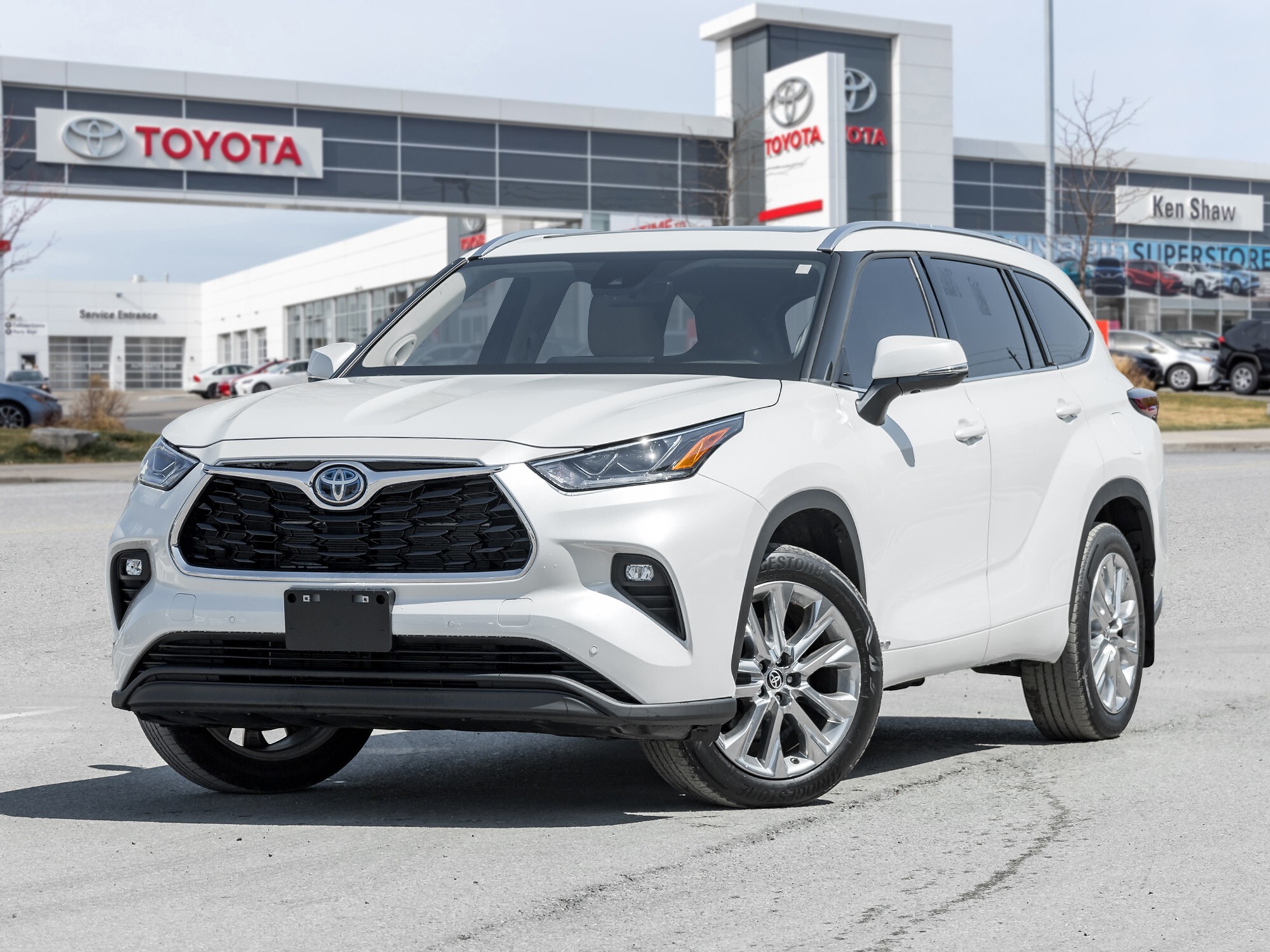 2023 Toyota Highlander Hybrid Limited / Navigation / Leather / Sunroof 