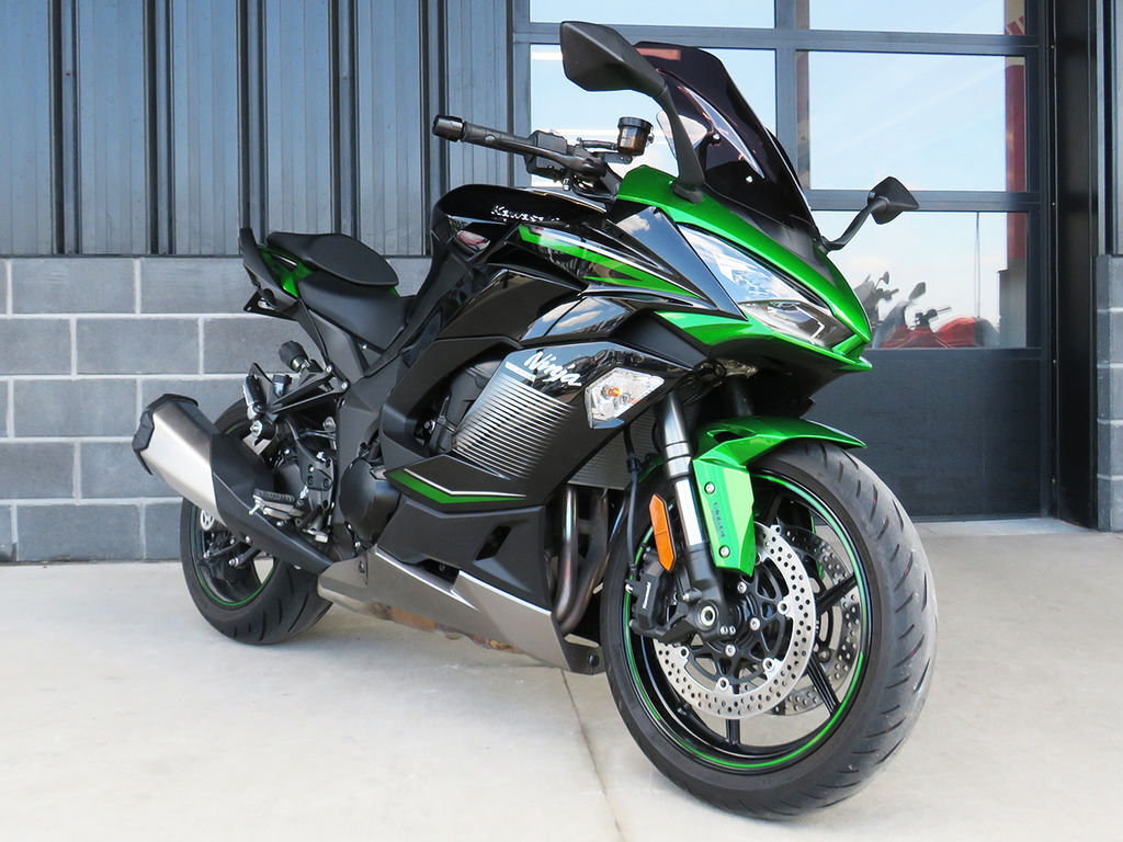 2023 Kawasaki Ninja 1000SX 