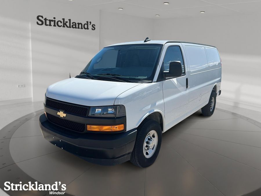 2023 Chevrolet Express 135 Van