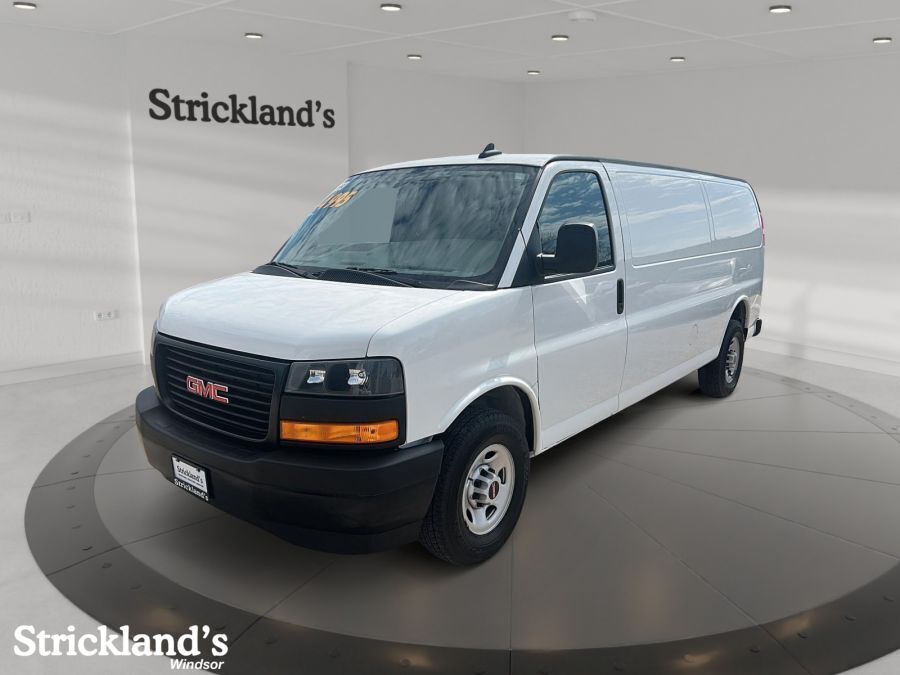 2023 GMC Savana 2500 155 Van
