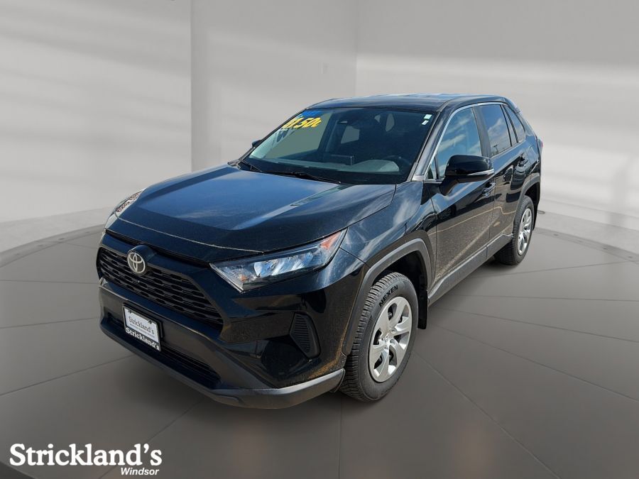 2022 Toyota RAV4 LE AWD SUV