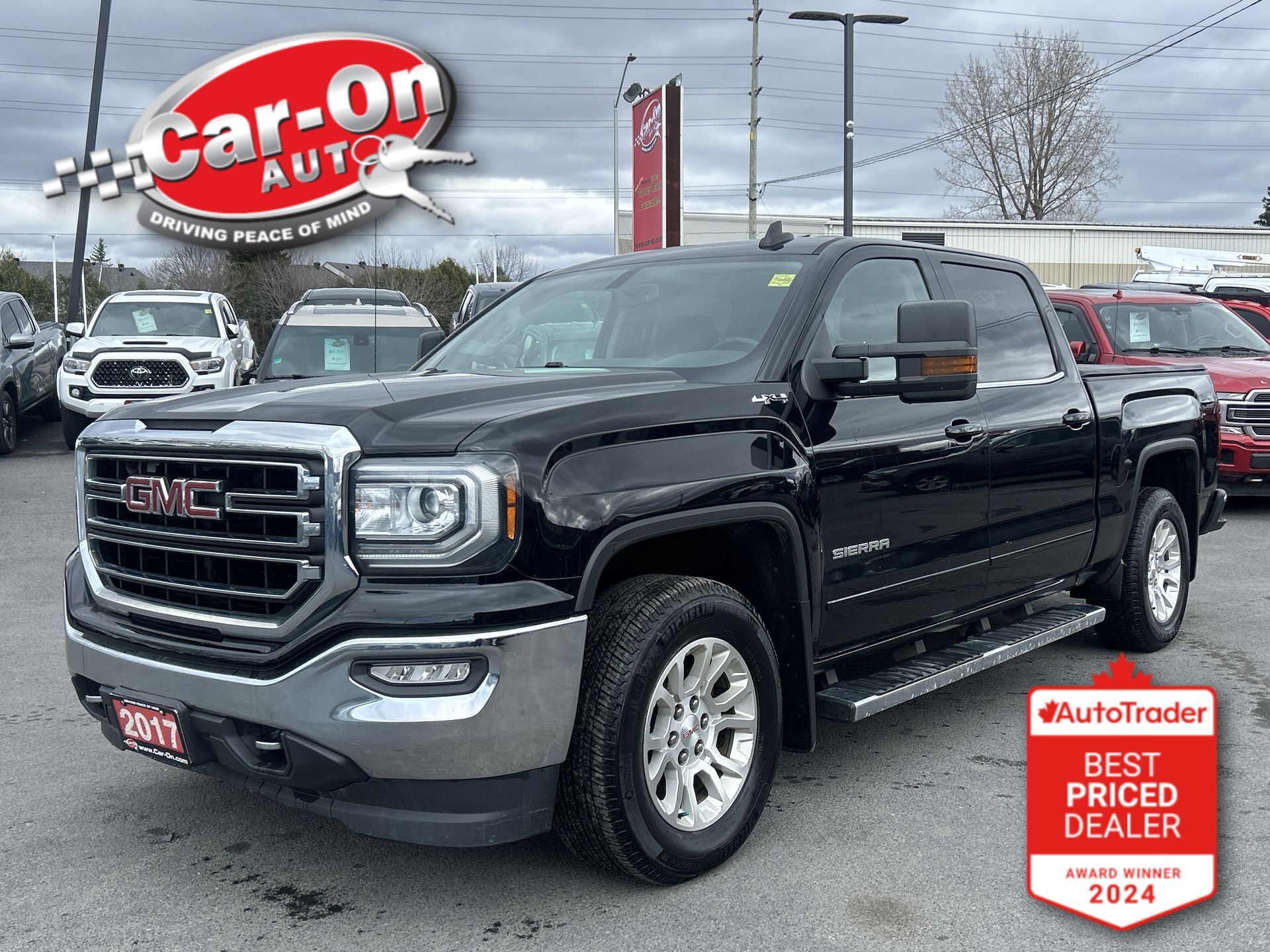 2017 GMC Sierra 1500 SLE 4X4 CREW| ONLY 74,000KMS| 5.3L V8| HTD SEATS 